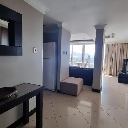 Accommodation Front - Sophisticated 6 Sleeper With Stunning Views Durban Exterior foto